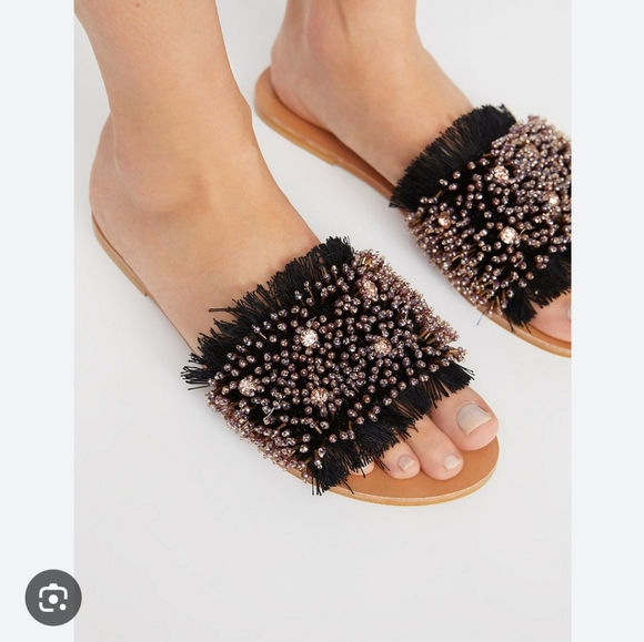 Free people outer banks slides - Picture 3 of 10